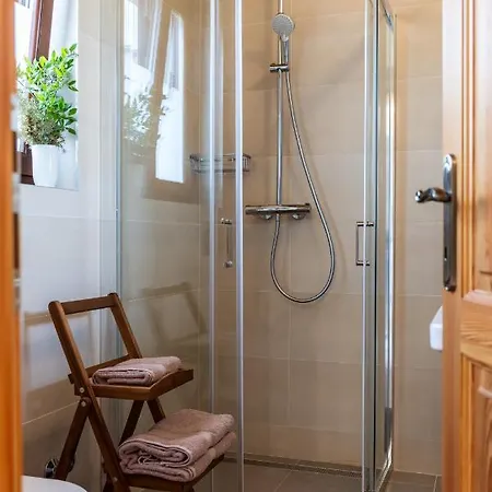 Wunderschoene Mit Beheiztem Pool, Sauna Und Whirlpool In Der Naehe Des Meeres Villa