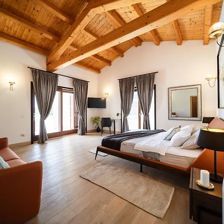Villa Wunderschoene Mit Beheiztem Pool, Sauna Und Whirlpool In Der Naehe Des Meeres