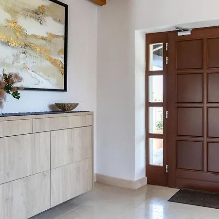 Wunderschoene Mit Beheiztem Pool, Sauna Und Whirlpool In Der Naehe Des Meeres Villa Hrboki