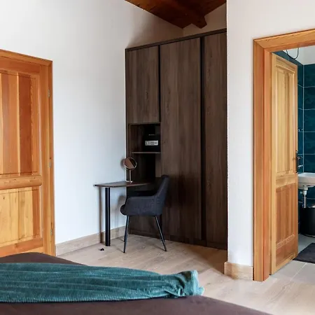 Wunderschoene Mit Beheiztem Pool, Sauna Und Whirlpool In Der Naehe Des Meeres * Hrboki
