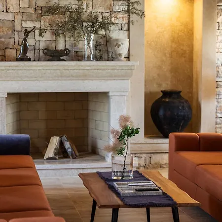Villa Wunderschoene Mit Beheiztem Pool, Sauna Und Whirlpool In Der Naehe Des Meeres Hrboki