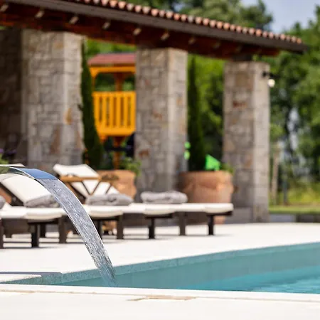 Vila Wunderschoene Mit Beheiztem Pool, Sauna Und Whirlpool In Der Naehe Des Meeres *